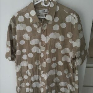 COS Men's Casual Shirt with Tan and White Dots